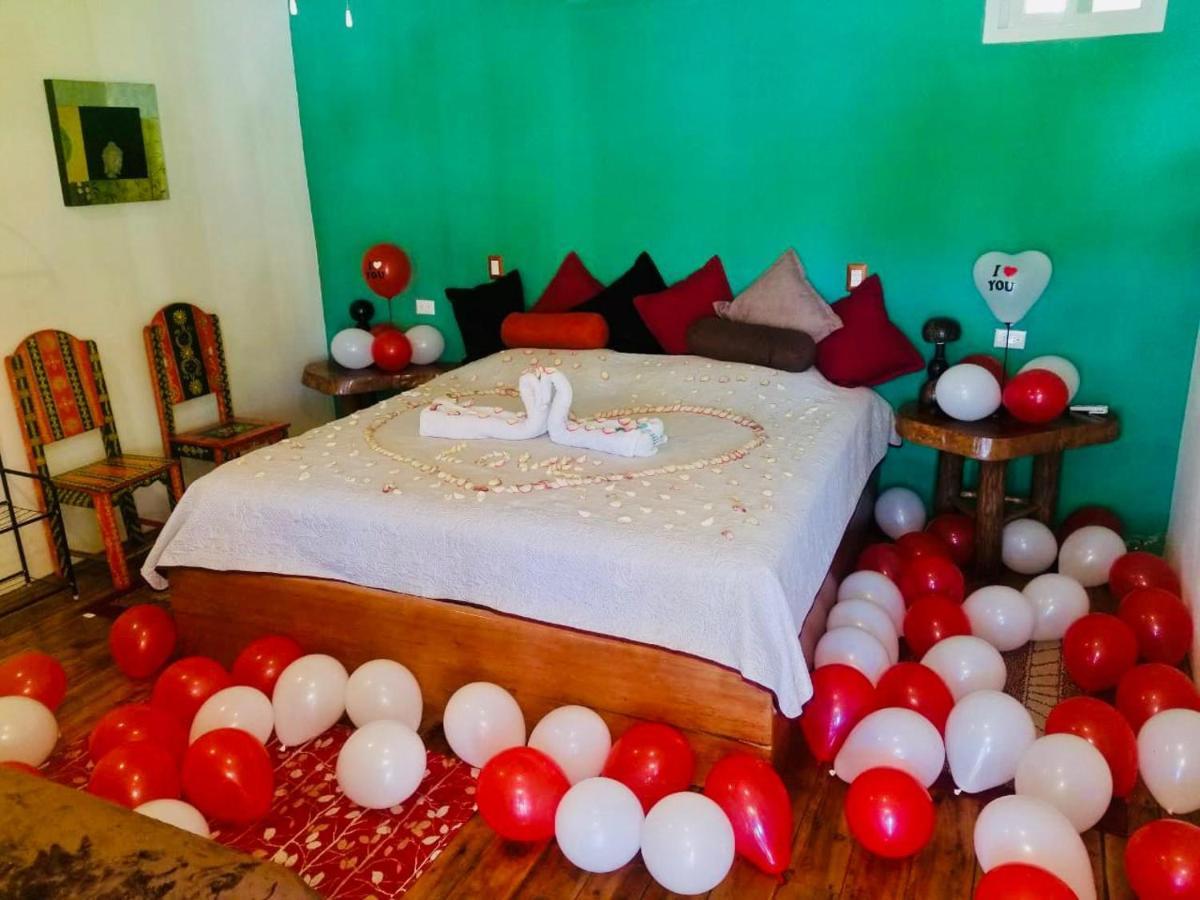 Hotel La Casa Rosada Lívingston エクステリア 写真