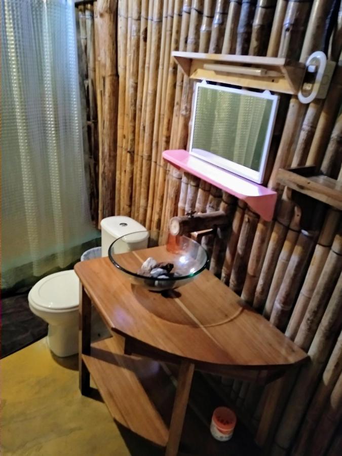 Hotel La Casa Rosada Lívingston エクステリア 写真