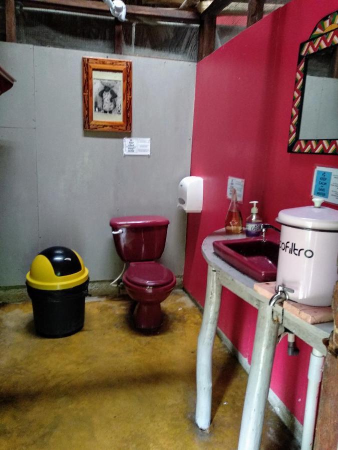 Hotel La Casa Rosada Lívingston エクステリア 写真